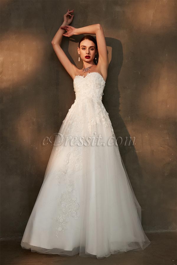 Vestido de novia bordado con cuentas sin tirantes Vestido de novia bordado con cuentas sin tirantes