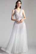vestido de noche cruzado de tul brillante con corte en V