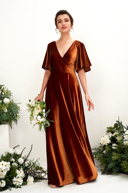 Vestido de dama de honor A‑line de terciopelo con escote en V, mangas cortas y largo hasta el suelo para boda